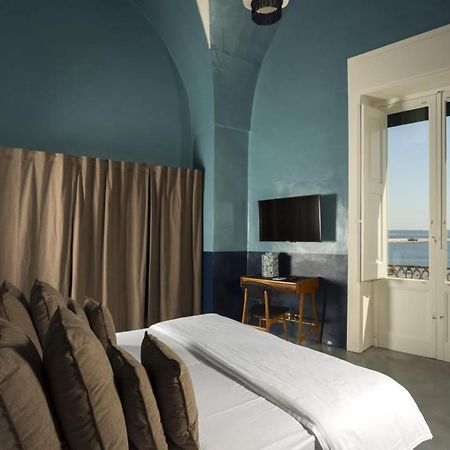 Bed and Breakfast Palazzo Colombo Gallipoli Exterior foto