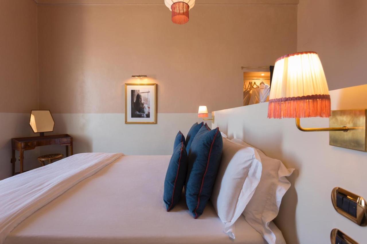 Bed and Breakfast Palazzo Colombo Gallipoli Exterior foto
