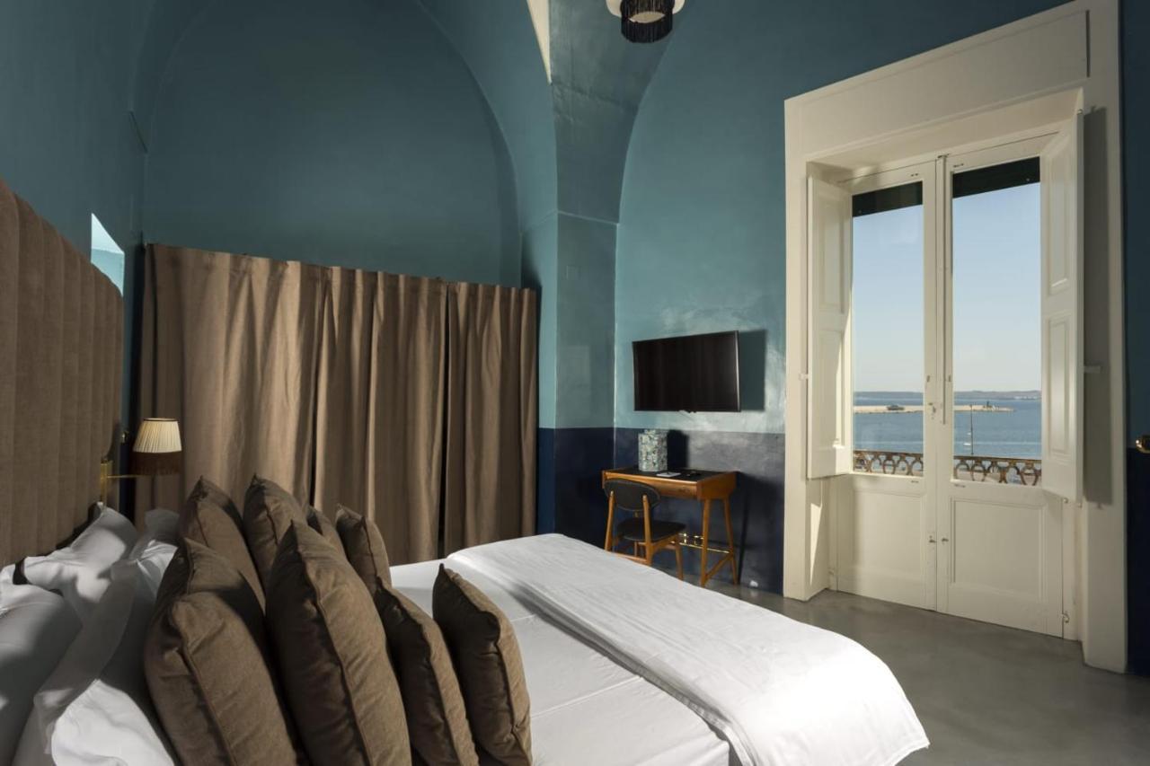 Bed and Breakfast Palazzo Colombo Gallipoli Exterior foto