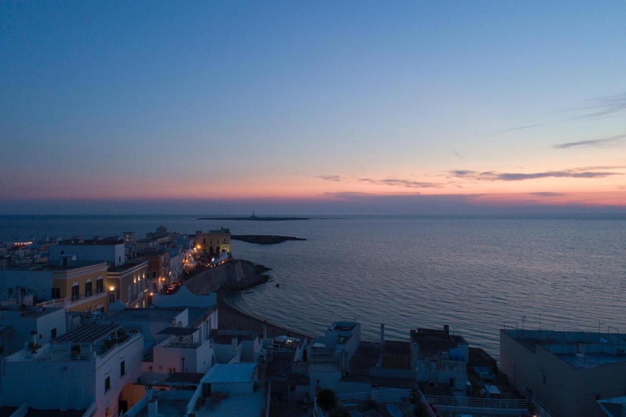 Bed and Breakfast Palazzo Colombo Gallipoli Exterior foto